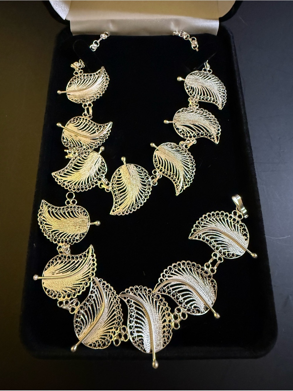 Vintage 950 Silver Filigree Leaf Necklace & Bracelet